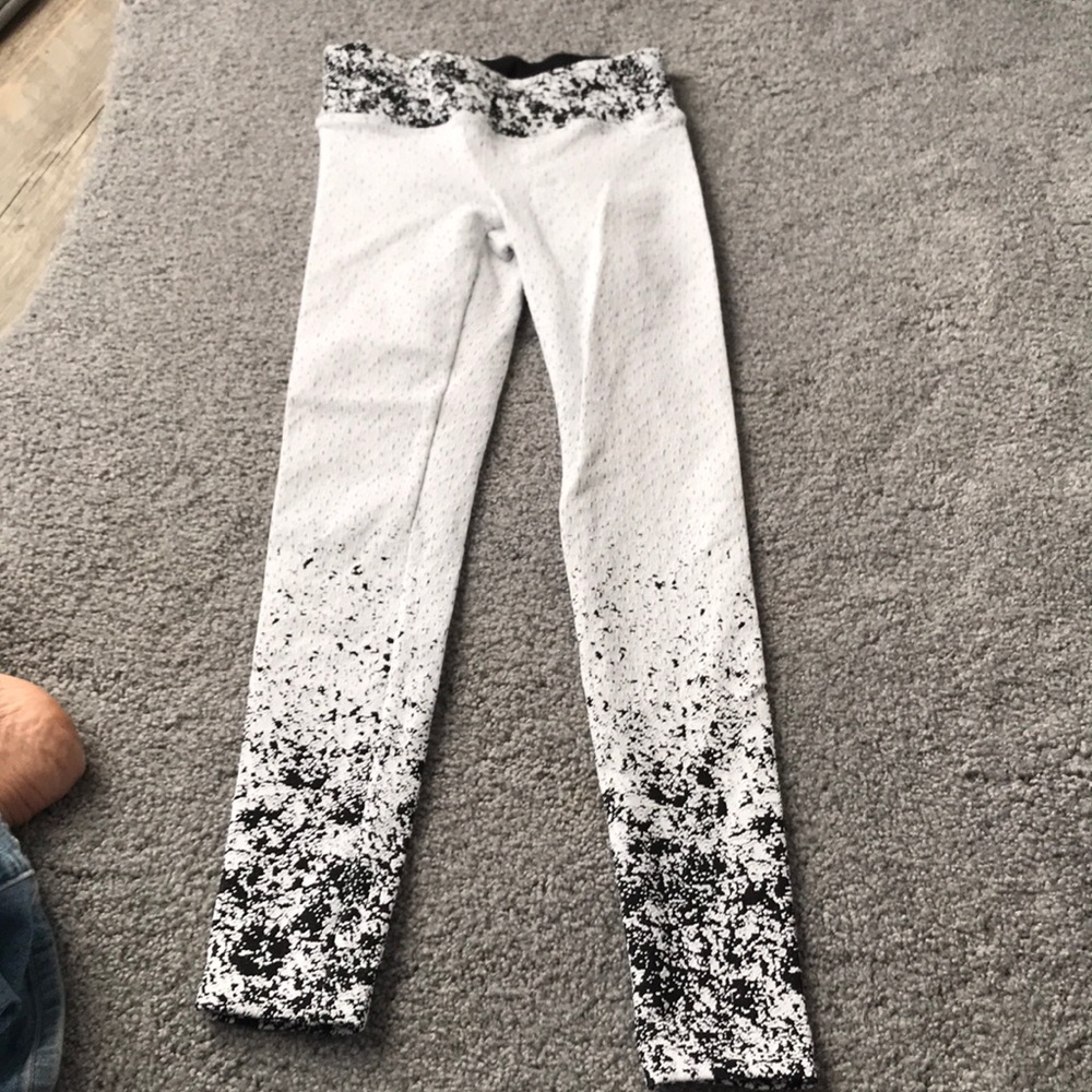 Koral Active Black/white legging like new